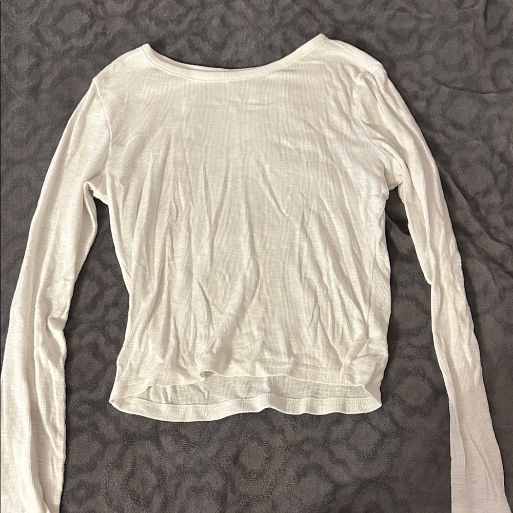 Women's Long Sleeve Lightweight Scoop Neck Top - White